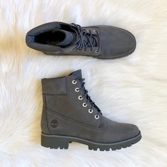 Timberland Classic Lite 6” Medium Grey Boots - Picture 6 of 8